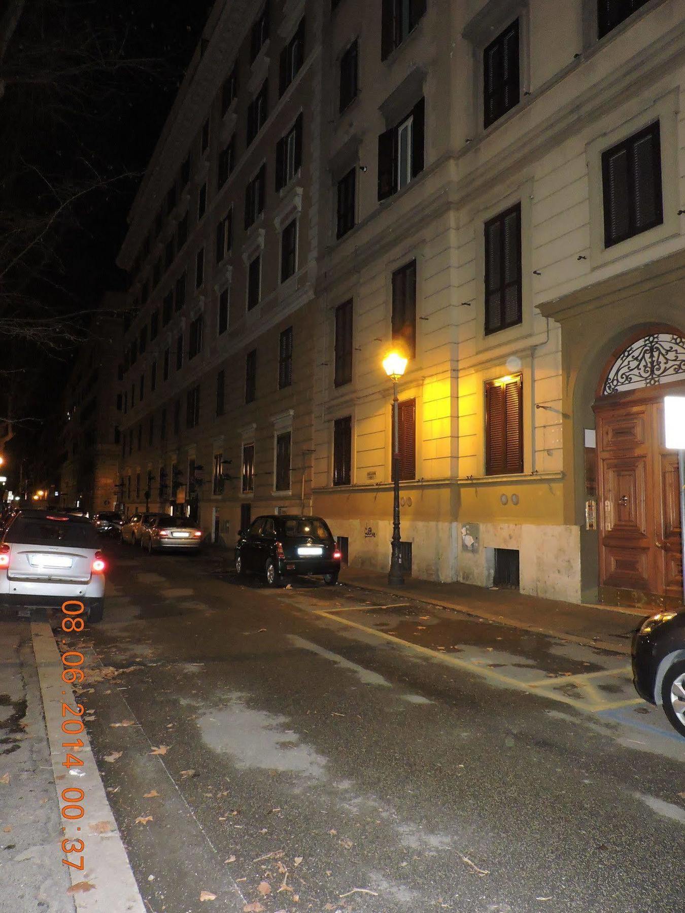 Living Rome Ottaviano B&B Bagian luar foto